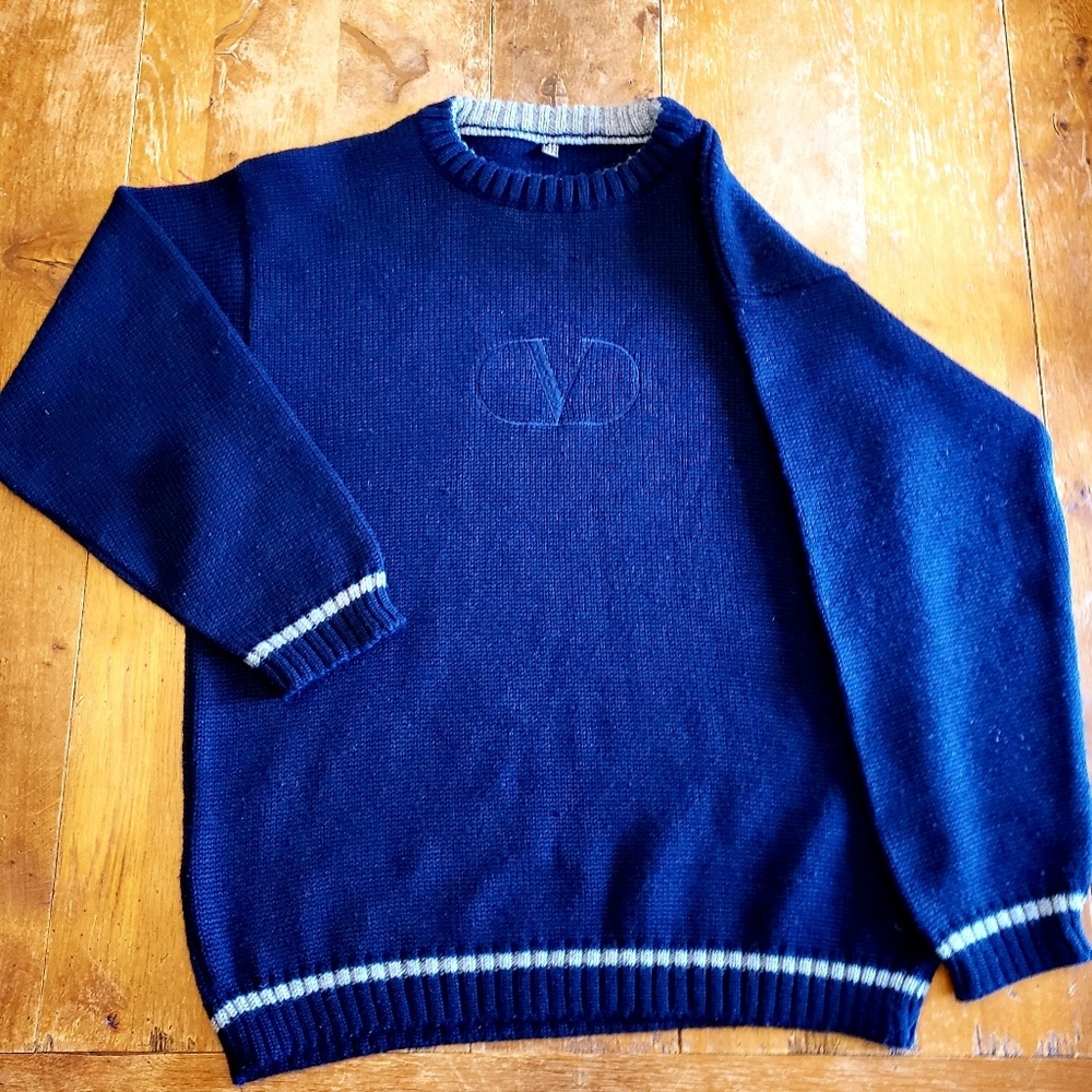🥂 Valentino vintage wool blend sweater